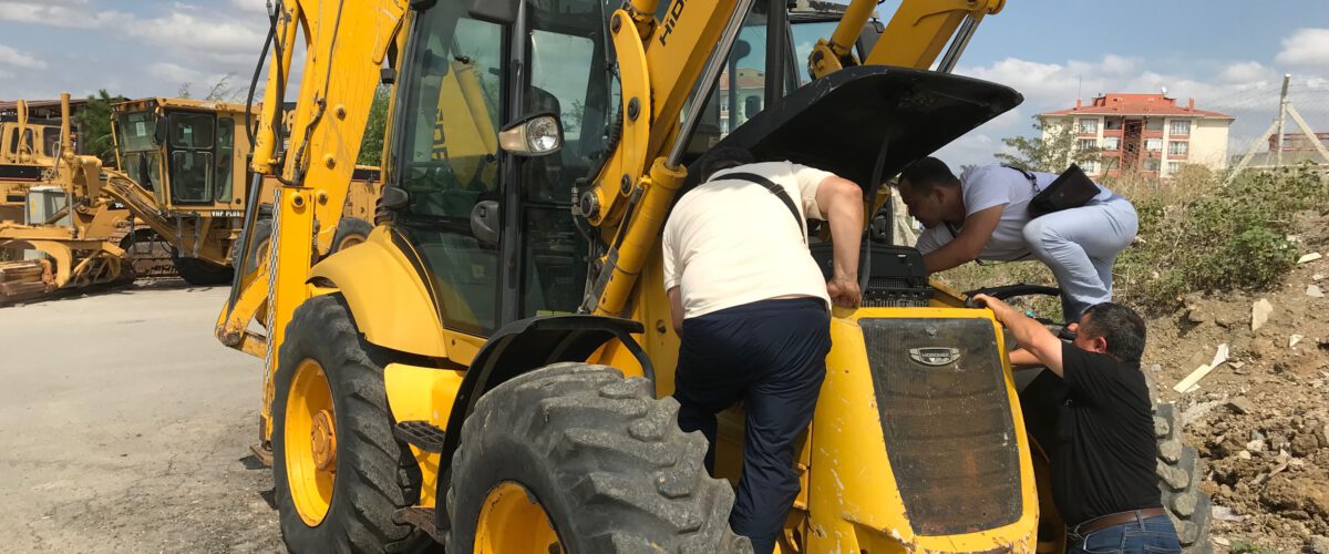 Our partners from Kazakhstan came for a Hidromek 102B backhoe loader