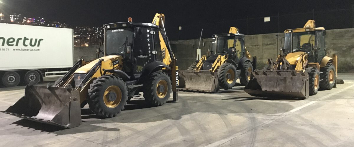 Export delivery of two JCB 3CX-Super and one JCB 4CX to Ukraine