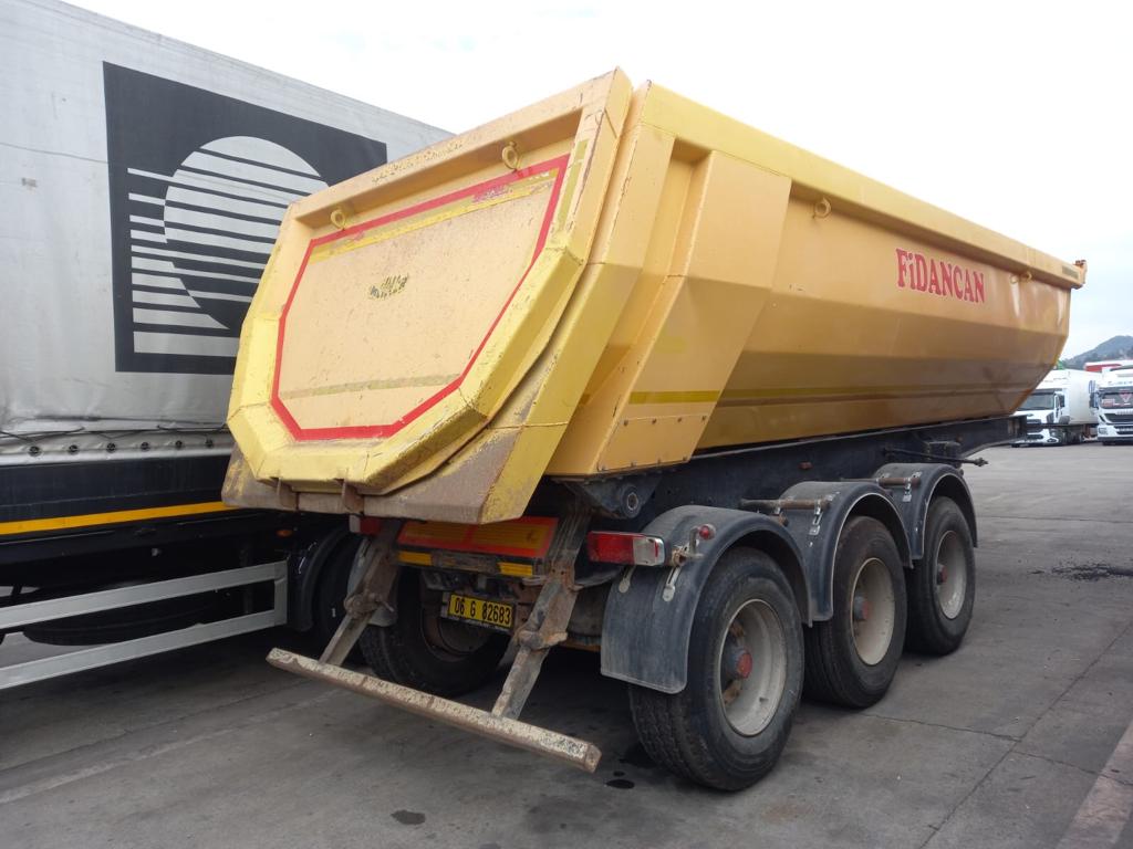 Export of 2 Tipper Semi- Trailers of the “MEILLER” Brand